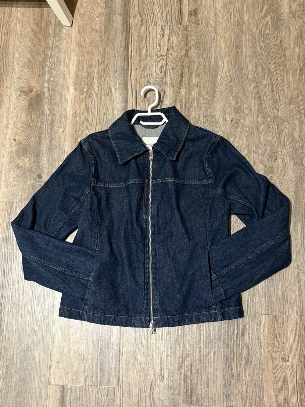 Abercrombie & Fitch Fitted Dark Blue Denim Zip-Front Jacket - Women's